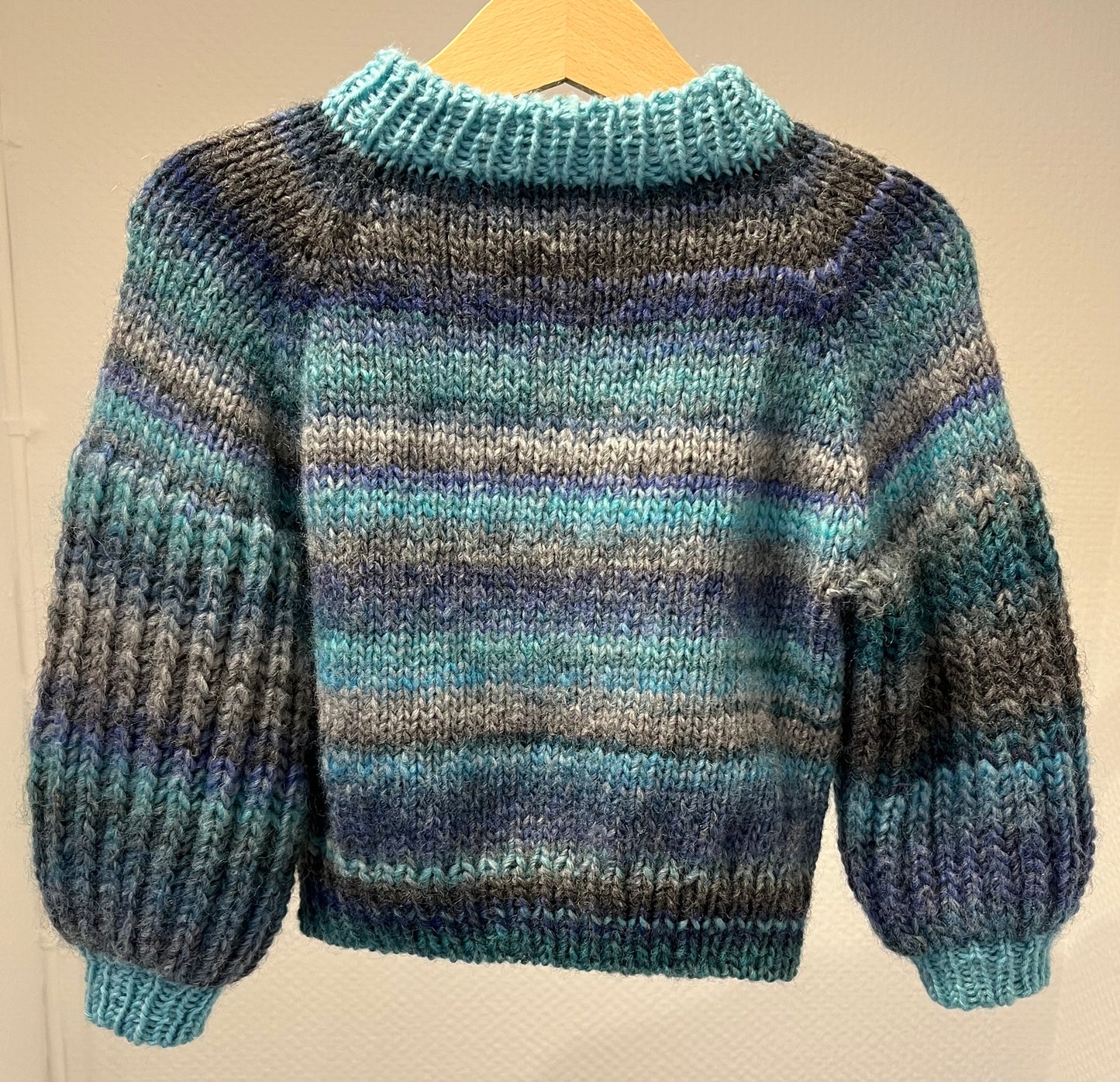 Air balloon mini Sweater str. 2 år.