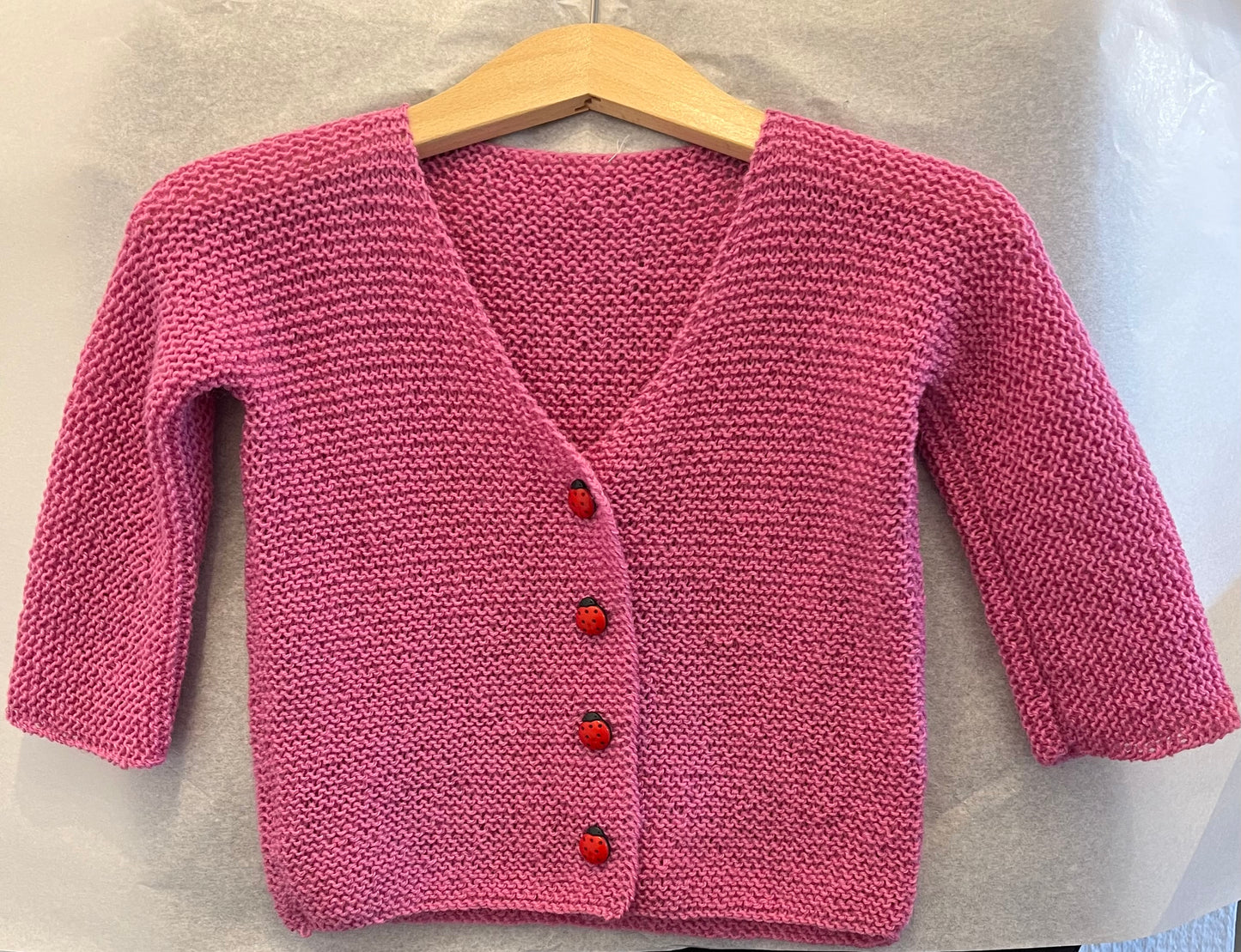 Borch baby cardigan lige model str. 6/9 mdr.